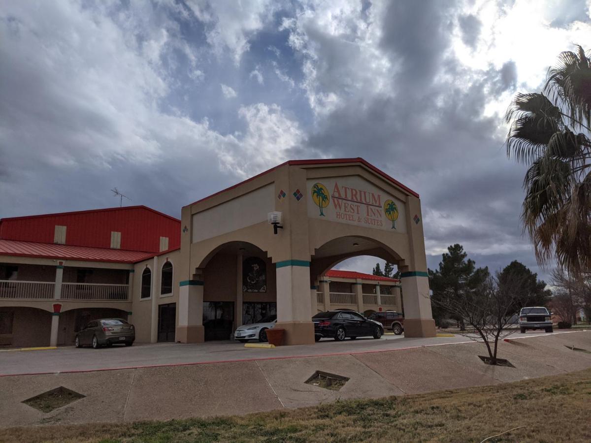 Atrium Inn Fort Stockton Bagian luar foto